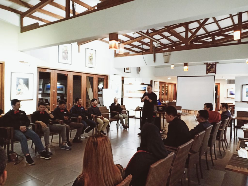 peran HR dalam public speaking karyawan